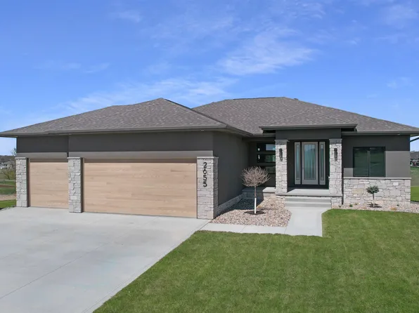 2655 Albatross Rdg, Sioux City, IA 51106