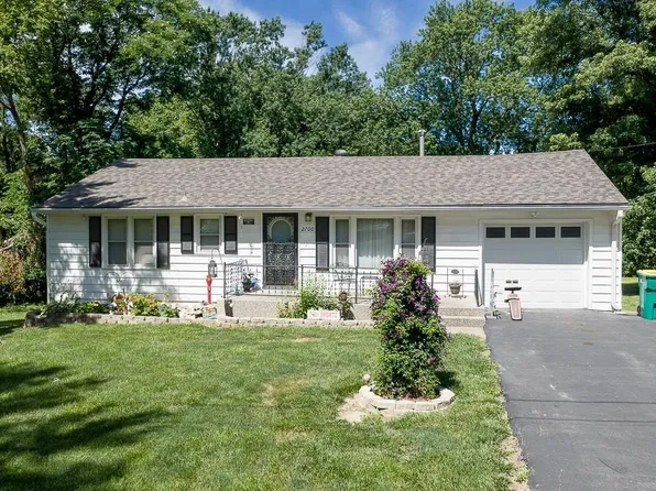 2700 N 75th Ter, Kansas City, KS 66109