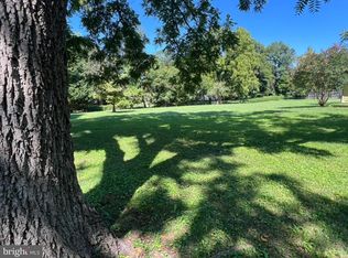 13715 Notley Rd, Silver Spring, MD 20904