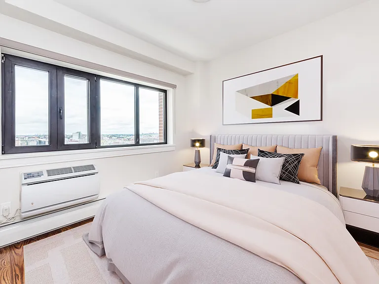 27-17 21st St #2C — Photo 8