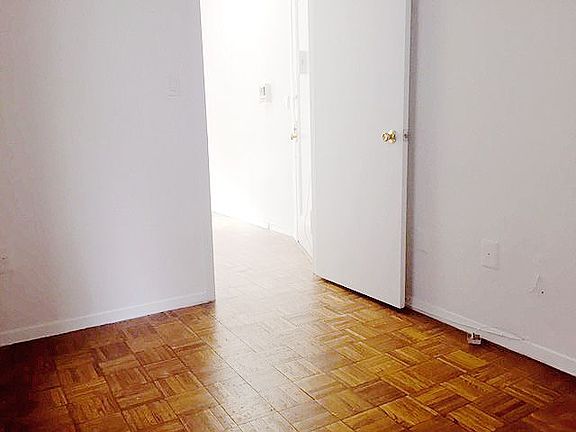 5th image of 107 Thompson St #4CD