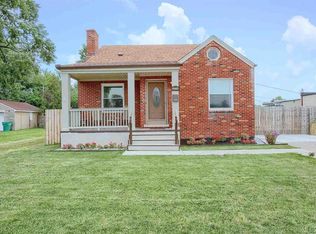 22714 Hayes Ave, Eastpointe, MI 48021