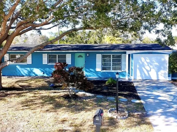 6616 Auburn Ave, Bradenton, FL 34207