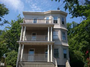 17 Becket St, Dorchester, MA 02124