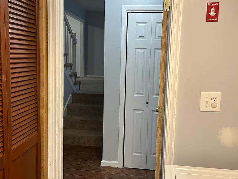 347 Green Meadows Dr — Photo 45