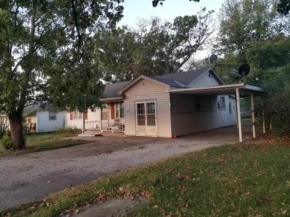 417 S Illinois St, Eureka, KS 67045