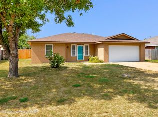 1417 Charles Ave, Panhandle, TX 79068