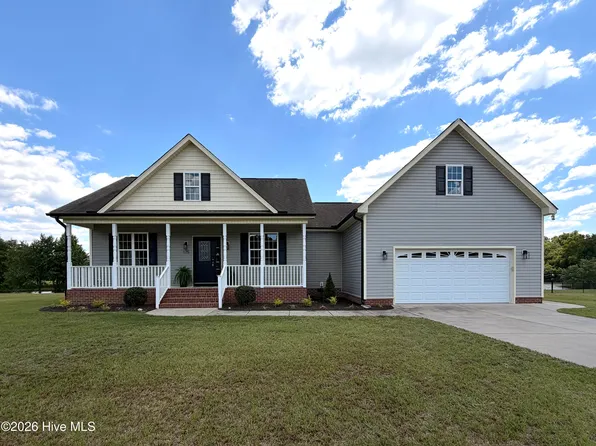 175 Watersedge Lane, Smithfield, NC 27577