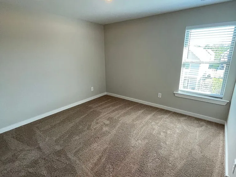 282 Shiloh Creek Dr — Photo 32