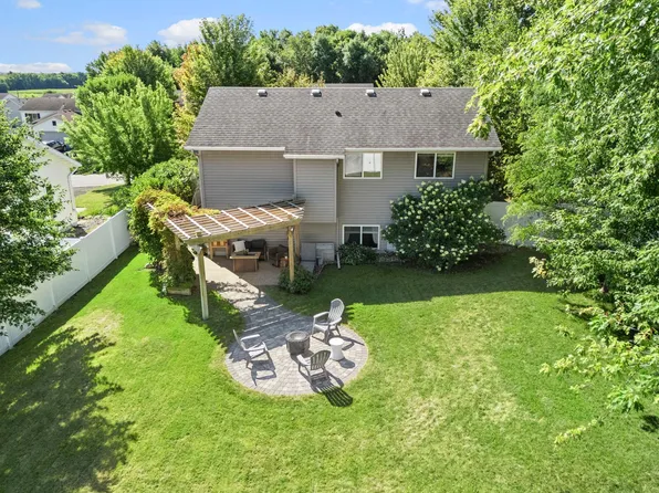 1419 17th Ave SE, Saint Joseph, MN 56374