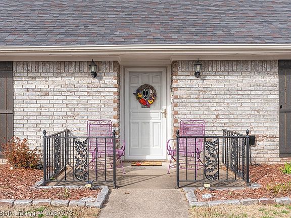 2nd image of 7207 Riviera Dr