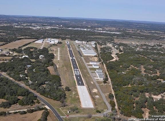 2nd image of 24 Boerne Stage Airfield