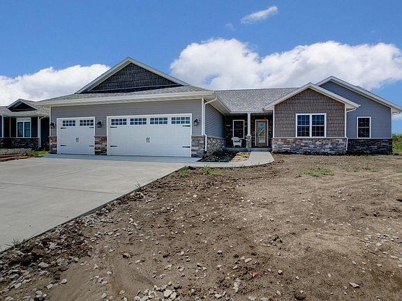 Fantastic curb appeal!