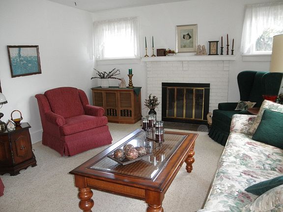 Formal living room