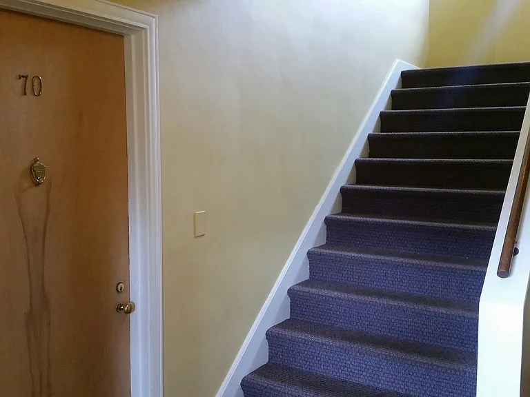 Broadmoor Manor — Photo 98