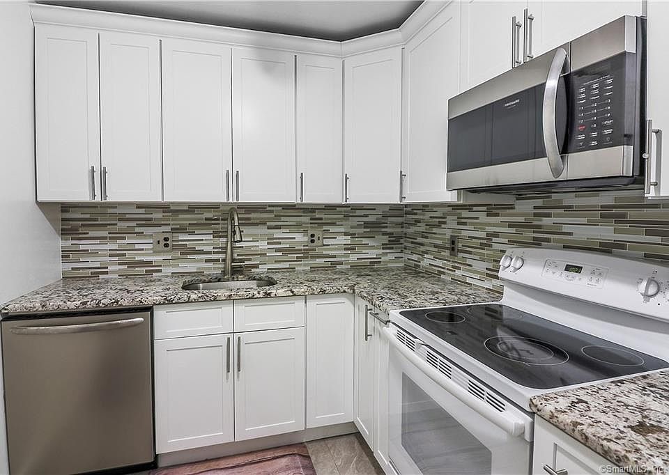 1st image of 202 Soundview Ave Unit 45