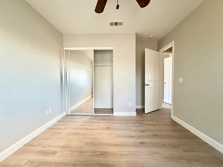 2871 Pinta Ct — Photo 33