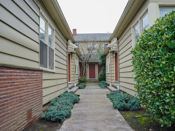 2031 NW Johnson St APT 2, Portland, OR 97209