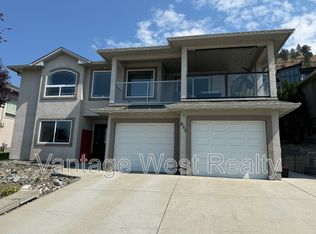 855A Lone Pine Dr, Kelowna, BC V1P1A1