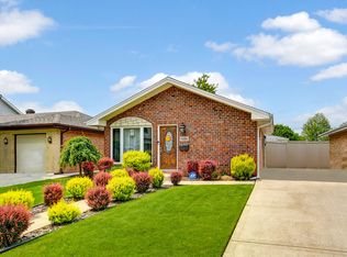 11008 Mason Ave, Chicago Ridge, IL 60415
