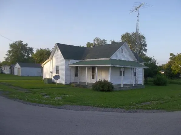 103 5th St, Lerna, IL 62440