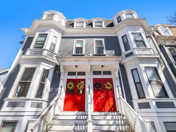 9 Thomas Park #3, Boston, MA 02127