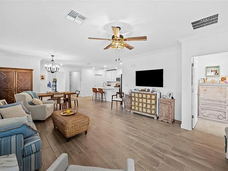 16890 Forge Surf St — Photo 11