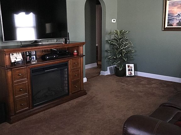 3rd image of 227 Greenwood Ave