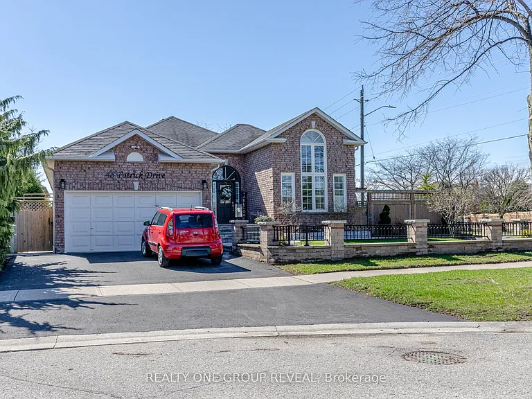 48 Patrick Dr — Photo 2