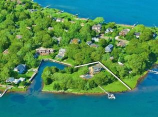 10 Cove Rd, Sag Harbor, NY 11963