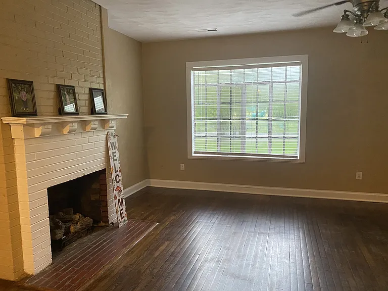 546 Lowe St #550 — Photo 4