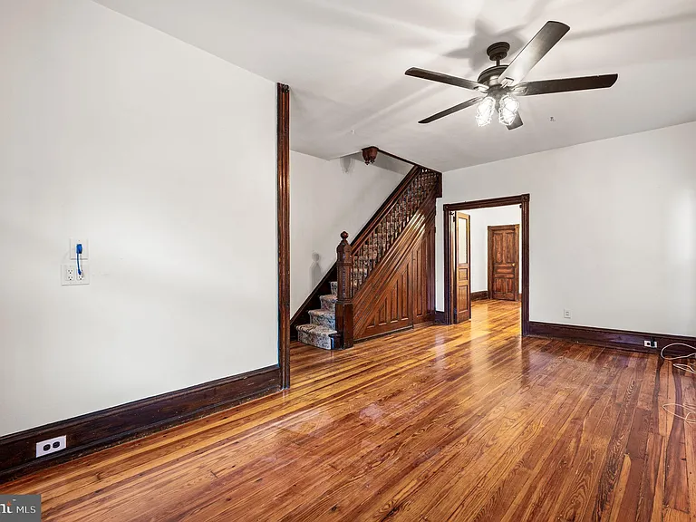 3740 Manayunk Ave — Photo 6