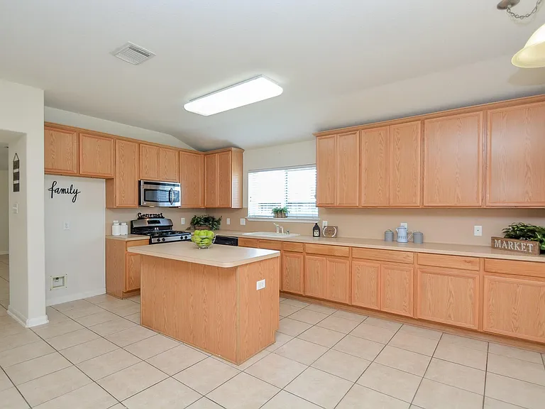 15318 Marlowe Grove Dr — Photo 14