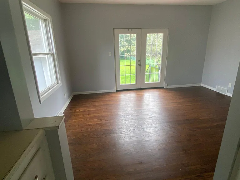 16917 Larchwood Ave — Photo 31