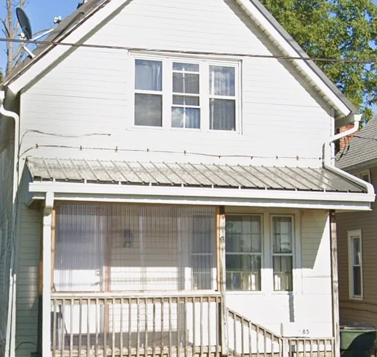 85 Ellicott Pl #1LOWER