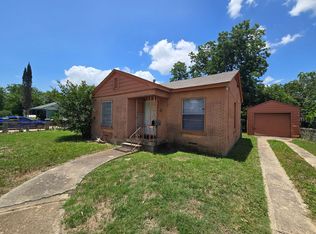 704 W Dean Ave, Killeen, TX 76541