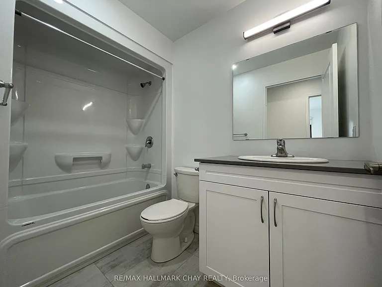 30 Hanmer St W #203 — Photo 22