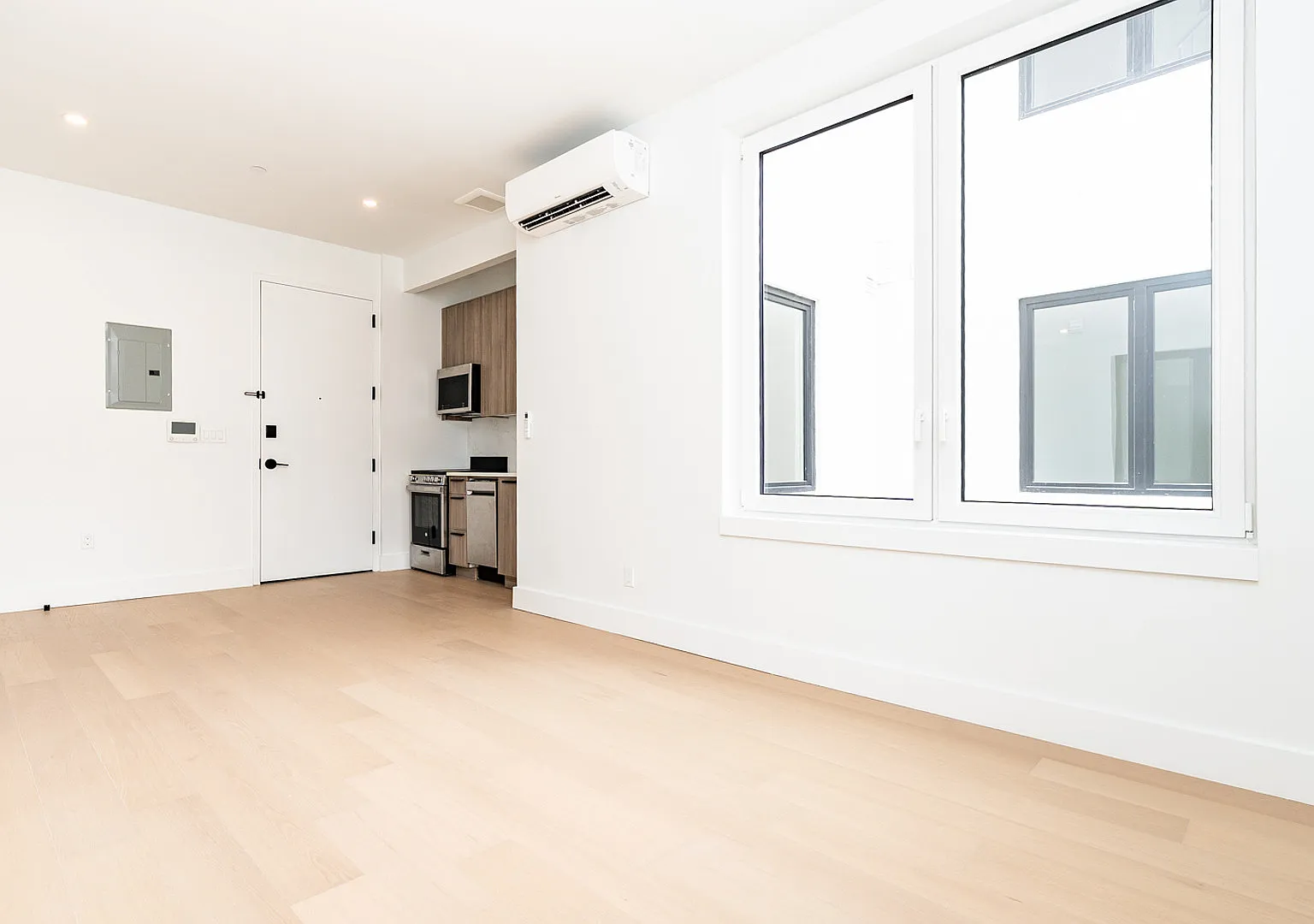 107 South 6th Street — Photo 3