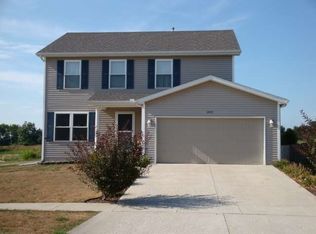 2435 Grey Fox Trl, Bloomington, IL 61705