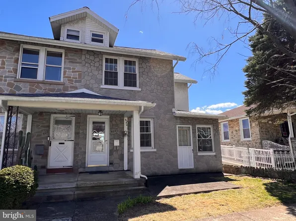 402 Douglass St, Wyomissing, PA 19610