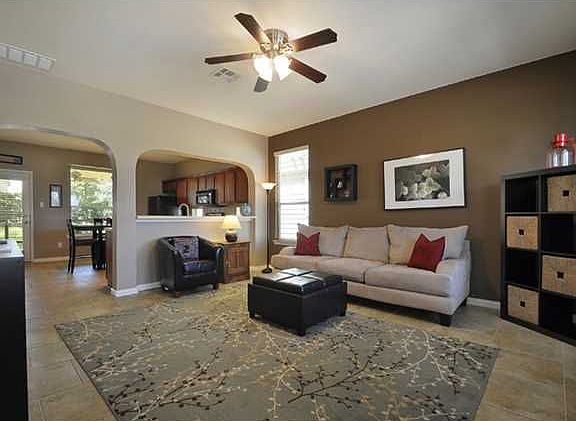 5th image of 1200 Peyton Pl