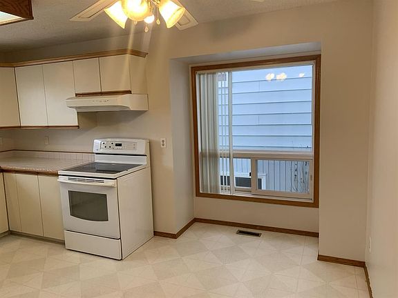 3rd image of 9617 NE 65th Ave