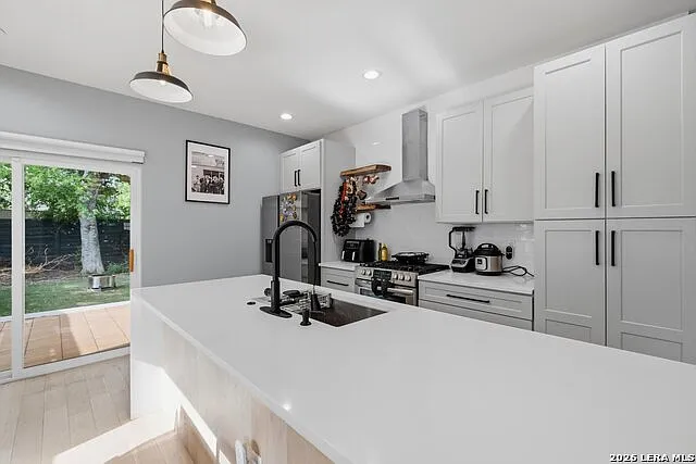 2107 Schley Ave — Photo 8