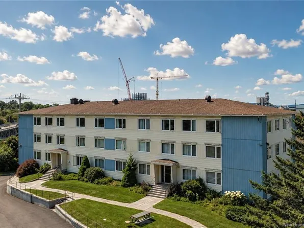 500 Douglas Ave #A32, Saint John, NB E2K 1E7