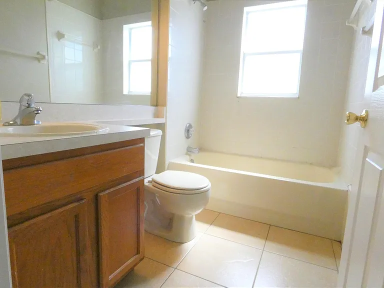 4116 Pacifica Dr — Photo 13