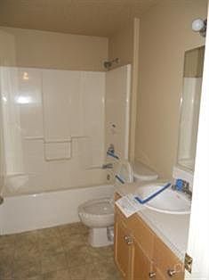 5th image of 61118 SE Brookhollow Dr