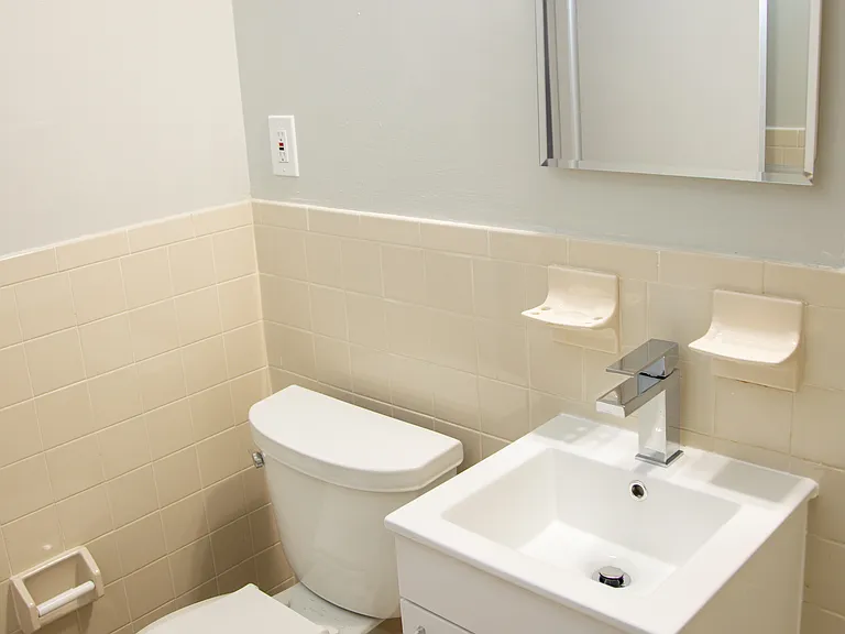 16 Murdock St #3-7 — Photo 3