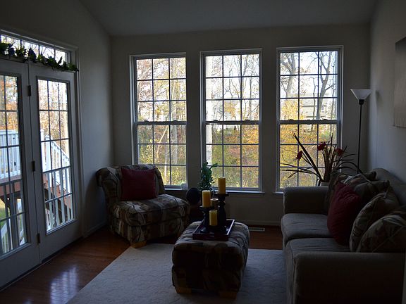 Bonus Sitting Room