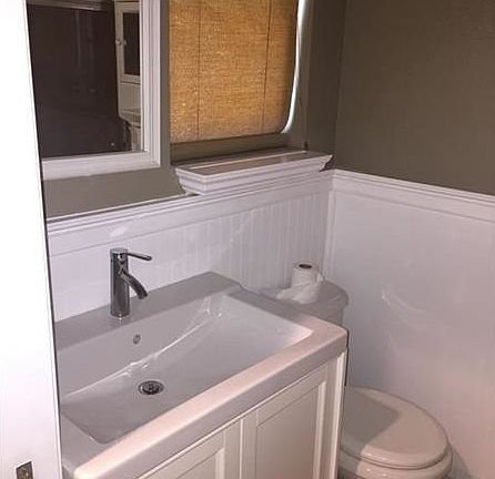 4th image of 1732 NE 144th St