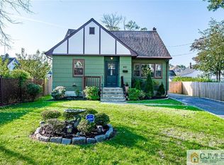 400 Maple St, Middlesex, NJ 08846